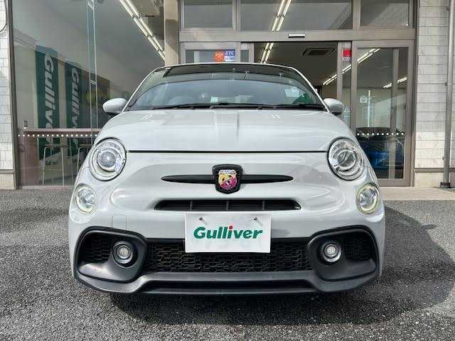 アバルト ５９５ 埼玉県 2018(平30)年 10.3万km Gligio Campovolo 社外SDナビ/【CD/DVD/フルセグ/Bluetooth】/バックカメラ/ETC/キーレス/HID/横滑り防止装置/LSD/保証書/取扱説明書/スペアキー