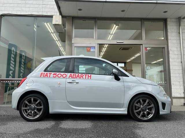 アバルト ５９５ 埼玉県 2018(平30)年 10.3万km Gligio Campovolo 社外SDナビ/【CD/DVD/フルセグ/Bluetooth】/バックカメラ/ETC/キーレス/HID/横滑り防止装置/LSD/保証書/取扱説明書/スペアキー