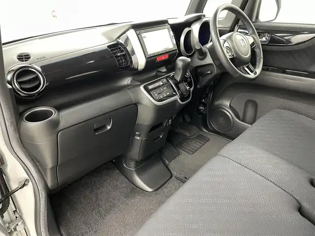 ホンダ Ｎ ＢＯＸ カスタム G SSパッケージ 福島県 2014(平26)年 5.3万km アラバスターシルバーメタリック 横滑り防止機能/・盗難防止装置/純正7インチナビ/・型番;YXM-145C/・CD/SD/FM/AM/バックカメラ/両側パワースライドドア/HIDオートライト/・フォグランプ/ベンチシート/・チップアップシート/純正14インチアルミホイール付きサマータイヤ/革ステアリング/・ステアリングリモコン/純正フロアマット/純正ドアバイザー/電動格納ドアミラー/・ウィンカーミラー/・補助ミラー/アイドリングストップ/プッシュスタート/・スマートキー/・スペアキー