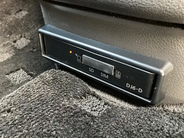 三菱 デリカミニ T プレミアム 長崎県 2024(令6)年 0.8万km オレンジⅡ 衝突被害軽減ブレーキ/マイパイロット/・レーダークルーズコントロール/・レーンキープアシスト/両側パワースライドドア/・左側ハンズフリーパワースライド/ディーラーOP/9インチメモリナビ【CN-SBDDJ0CJ】/・Bluetooth接続/・フルセグTV/・HDMI接続/ドライブレコーダー/ハーフレザーシート/シートヒーター/ステアリングヒーター/ステアリングスイッチ/パドルシフト/電子パーキング/オートホールド機能/ダウンヒルアシスト/アイドリングストップ/LEDオートヘッドライト/ビルトインETC/デジタルインナーミラー/後席サーキュレーター/ISOFIX/後席サンシェード/コーナーセンサー