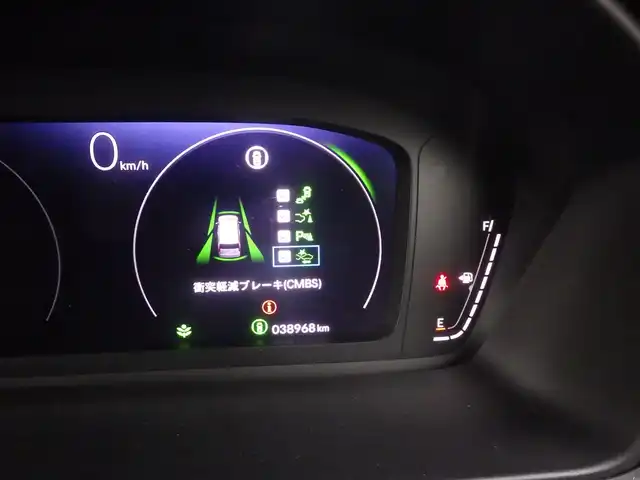 ホンダ ステップワゴン スパーダ eHEV 千葉県 2023(令5)年 3.9万km プラチナホワイトパール 205/60R16/ホンダセンシング/・衝突軽減ブレーキ（CMBS）/・車線維持支援システム（LKAS）/・アダプティブクルーズコントロール（ACC）/・後方誤発進抑制機能/・誤発進抑制機能/パワーバックドア/両側パワースライドドア/純正ナビ/地デジTV/【DVD/CD再生機能　Bluetooth接続】/バックカメラ/ハーフレザーシート/前席シートヒーター/革巻きステアリング/ステアリングスイッチ/パドルシフト/ETC/LEDヘッドライト/フォグライト/ウインカーミラー/コーナーセンサー/純正16インチアルミホイル/サイド/カーテンエアバッグ/Honda スマートキー