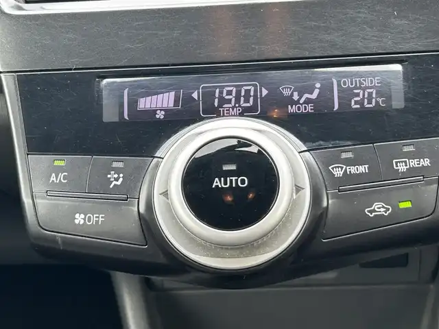 トヨタ プリウス α S 岡山県 2012(平24)年 10.8万km シルバーM 純正メモリナビ　NSZT-W62G/フルセグTV、CD、DVD、Bluetooth、AM、FM/バックカメラ/ETC/オートライト/プッシュスタート/スマートキー