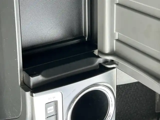 トヨタ プリウス α S 岡山県 2012(平24)年 10.8万km シルバーM 純正メモリナビ　NSZT-W62G/フルセグTV、CD、DVD、Bluetooth、AM、FM/バックカメラ/ETC/オートライト/プッシュスタート/スマートキー