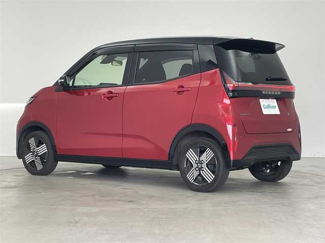 日産 サクラ G 埼玉県 2023(令5)年 1.2万km スパークリングレッド/ブラック プロパイロット 純正9インチナビ アラウンドビューモニター シートヒーター ステアリングヒーター ETC2.0 LEDヘッドライト エマージェンシーブレーキ プッシュスタート スマートキー