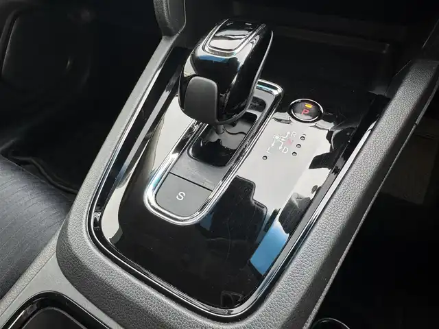 ホンダ シャトル ハイブリッド Z ホンダセンシング 千葉県 2019(令1)年 2.4万km プレミアムクリスタルレッドM ワンオーナー/ホンダセンシング/衝突被害軽減ブレーキ/車線維持支援システム/アダプティブクルーズコントロール/純正メモリーナビ/フルセグTV/Bluetooth/バックカメラ/CD・DVD再生機能/ビルトインETC/ドライブレコーダー/ハーフレザーシート/D+N席シートヒーター/LEDライト/ETC/カーテンエアバッグ/パドルシフト/純正フロアマット/純正16インチアルミホイール/純正ドアバイザー/プッシュスタート/スマートキー/取扱説明書＆保証書