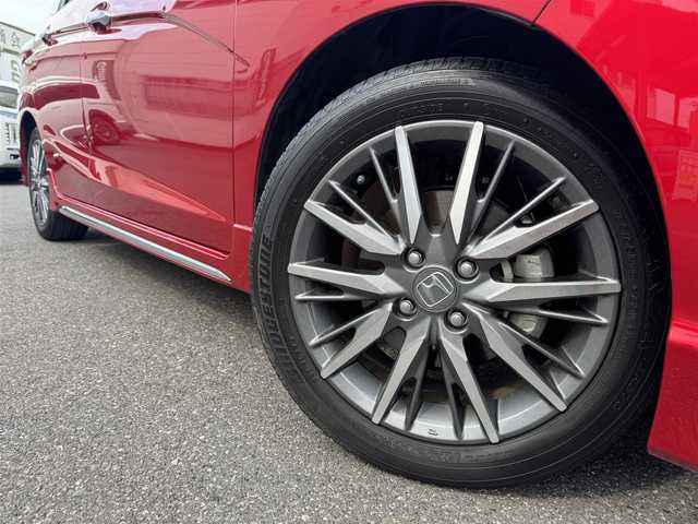 ホンダ シャトル ハイブリッド Z ホンダセンシング 千葉県 2019(令1)年 2.4万km プレミアムクリスタルレッドM ワンオーナー/ホンダセンシング/衝突被害軽減ブレーキ/車線維持支援システム/アダプティブクルーズコントロール/純正メモリーナビ/フルセグTV/Bluetooth/バックカメラ/CD・DVD再生機能/ビルトインETC/ドライブレコーダー/ハーフレザーシート/D+N席シートヒーター/LEDライト/ETC/カーテンエアバッグ/パドルシフト/純正フロアマット/純正16インチアルミホイール/純正ドアバイザー/プッシュスタート/スマートキー/取扱説明書＆保証書