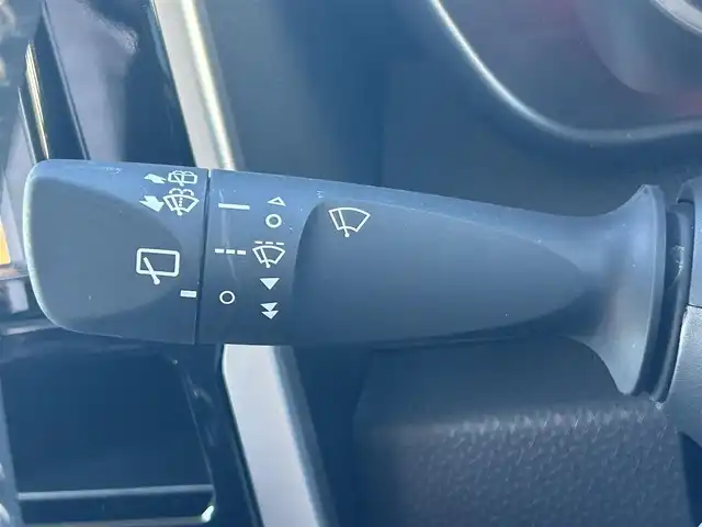トヨタ ルーミー カスタムG－T 大阪府 2022(令4)年 0.9万km ブラックマイカメタリック 9インチナビ（フルセグ/Bluetooth/USB/DVD/CD)/バックカメラ/両側パワースライドドア/衝突被害軽減システム/レーンキープアシスト/横滑り防止/コーナーセンサー/アイドリングストップ/ドライブレコーダー/ビルトインETC2.0/革巻きステアリング/ステアリングスイッチ/純正AW/純正LEDライト/スペアキー1本