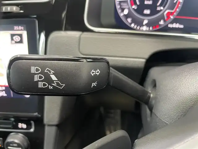 フォルクスワーゲン ゴルフ ＧＴＩ TCR 静岡県 2019(令1)年 3.9万km グレーⅡ 限定600台/カラーコードJ2A１（ピュアグレー＆ブラックルーフ）ＴＣＲ限定色/純正ディスカバープロナビゲーション/アダプティブクルーズコントロール/レーンキープアシスト/渋滞時追従支援システム/フロントアシスト/ブラインドスポット/リアトラフィックアラート/LEDヘッドライト（オートハイコントロール機能付き）/オートホールド/GTi専用ファブリックシート/バックモニター/パークディスタンスコントロール/フルセグTV/前後ドライブレコーダー