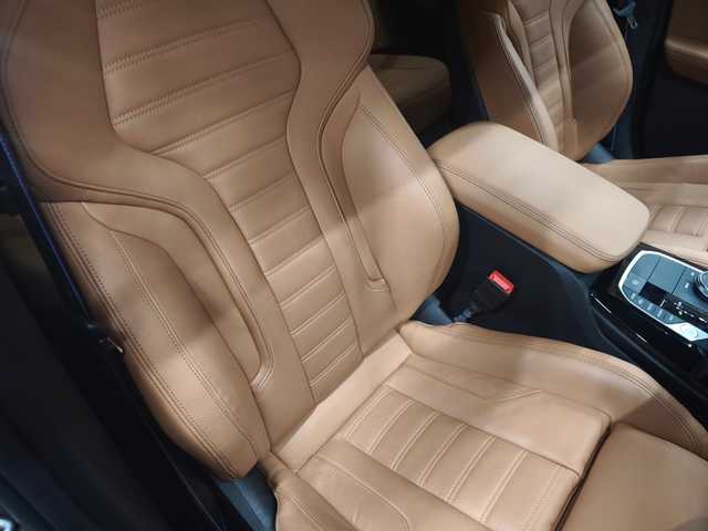 ＢＭＷ Ｘ３ M40d 群馬県 2022(令4)年 4.6万km カーボンブラックM ファストトラックＰＫＧ/セレクトＰＫＧ/ヴァーネスカレザーシート/ＯＰ２１インチＡＷ/パノラマサンルーフ/ステアリングヒーター/純正ＨＤＤナビ/全方位カメラ/フルセグＴＶ/全席シートヒーター