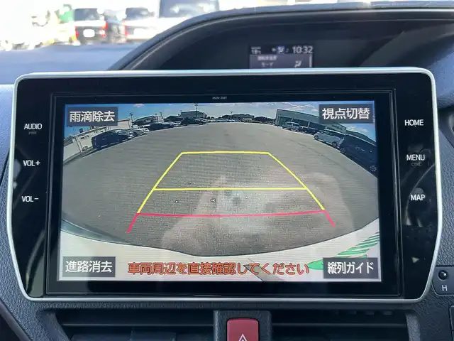 トヨタ エスクァイア Gi プレミアムパッケージ 岡山県 2018(平30)年 6.8万km ホワイトパールクリスタルシャイン 登録時走行距離67842km/ワンオーナー/純正10インチナビ/フルセグTV(AM/FM/CD/DVD/Bluetooth)/純正12.1インチフリップダウンモニター/バックカメラ/両側パワースライドドア/ドライブレコーダー/ビルトインETC/トヨタセーフティセンス/・プリクラッシュセーフティ/・オートマチックハイビーム/・レーンディバーチャーアラート/クルーズコントロール/横滑り防止装置/シートヒーター/ステアリングヒーター/アイドリングストップ/１５インチ純正AW/ハーフレザーシート/LEDヘッドライト/純正フロアマット