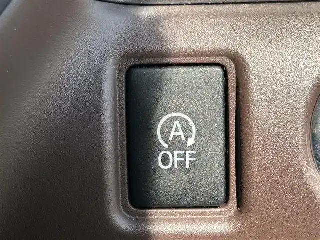 トヨタ エスクァイア Gi プレミアムパッケージ 岡山県 2018(平30)年 6.8万km ホワイトパールクリスタルシャイン 登録時走行距離67842km/ワンオーナー/純正10インチナビ/フルセグTV(AM/FM/CD/DVD/Bluetooth)/純正12.1インチフリップダウンモニター/バックカメラ/両側パワースライドドア/ドライブレコーダー/ビルトインETC/トヨタセーフティセンス/・プリクラッシュセーフティ/・オートマチックハイビーム/・レーンディバーチャーアラート/クルーズコントロール/横滑り防止装置/シートヒーター/ステアリングヒーター/アイドリングストップ/１５インチ純正AW/ハーフレザーシート/LEDヘッドライト/純正フロアマット