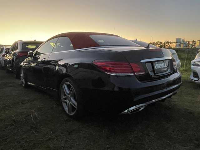 メルセデス・ベンツ Ｅ２５０ カブリオレ 東京都 2014(平26)年 5万km オブシディアンブラック 赤レザー/レーダーセーフティパッケージ/純正ナビ/地デジ/バックカメラ/メモリ付きパワーシート/シートヒーター/LEDヘッドライト/ETC/パークトロニック/キーレスゴー/保証書/取扱説明書