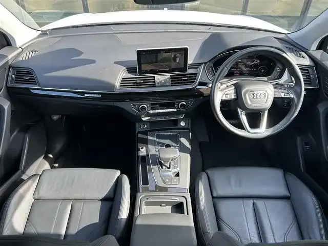 アウディ Ｑ５ 40TDIクワトロスポーツエアサ 石川県 2019(令1)年 2.1万km 白 4WD/純正ナビ/　Bluetooth・AM/FM・CD・DVD・USB・AUX/フルセグTV/ETC2.0/前後ドライブレコーダー/アダプティブクルーズコントロール/バーチャルコックピット/パワーバックドア/ルーフレール/シートヒーター（D+N席）/パワーシート（D+N席）/シートメモリー/アンチロック・ブレーキ・システム/横滑り防止装置/前後コーナーセンサー/レーンキープアシスト/盗難防止装置/ダウンヒルアシストコントロール/純正アルミホイール/スマートキー