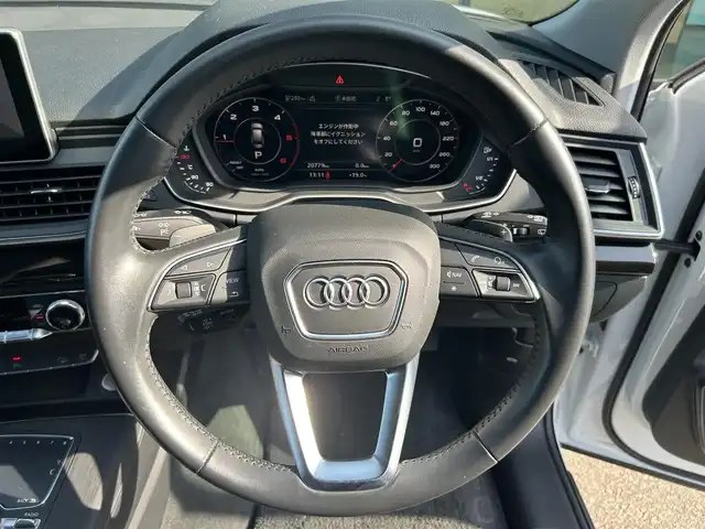 アウディ Ｑ５ 40TDIクワトロスポーツエアサ 石川県 2019(令1)年 2.1万km 白 4WD/純正ナビ/　Bluetooth・AM/FM・CD・DVD・USB・AUX/フルセグTV/ETC2.0/前後ドライブレコーダー/アダプティブクルーズコントロール/バーチャルコックピット/パワーバックドア/ルーフレール/シートヒーター（D+N席）/パワーシート（D+N席）/シートメモリー/アンチロック・ブレーキ・システム/横滑り防止装置/前後コーナーセンサー/レーンキープアシスト/盗難防止装置/ダウンヒルアシストコントロール/純正アルミホイール/スマートキー
