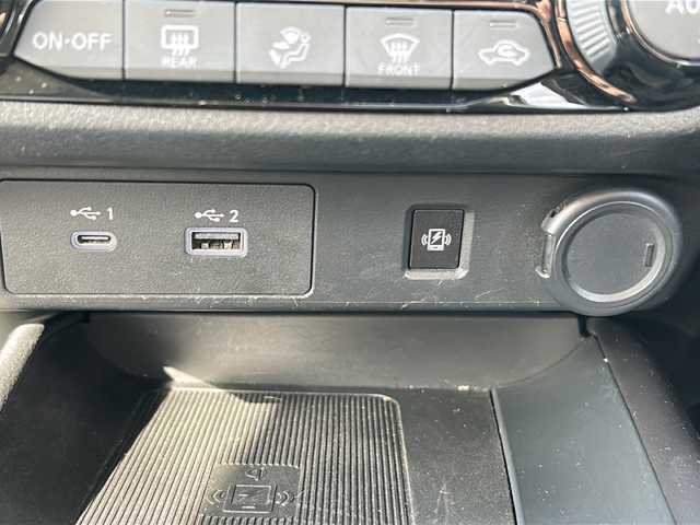 日産 ノート X 三重県 2021(令3)年 3万km オーロラフレアブルーパール 純正9型ナビ /全周囲カメラ /純正デジタルインナーミラー /ワイヤレス充電器 /BSM /ビルトインETC2.0 /AppleCarPlay/AndroidAuto/プロパイロット /前後コーナーセンサー /スペアキー / 前方ドライブレコーダー/レーダークルーズコントロール /レーンキープアシスト/衝突軽減ブレーキ/ステアリングスイッチ/電子パーキング/LEDヘッドライト/オートハイビーム/オートライト/電動格納ミラー/禁煙車/取扱説明書/保証書