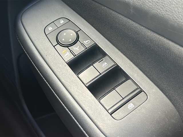 日産 ノート X 三重県 2021(令3)年 3万km オーロラフレアブルーパール 純正9型ナビ /全周囲カメラ /純正デジタルインナーミラー /ワイヤレス充電器 /BSM /ビルトインETC2.0 /AppleCarPlay/AndroidAuto/プロパイロット /前後コーナーセンサー /スペアキー / 前方ドライブレコーダー/レーダークルーズコントロール /レーンキープアシスト/衝突軽減ブレーキ/ステアリングスイッチ/電子パーキング/LEDヘッドライト/オートハイビーム/オートライト/電動格納ミラー/禁煙車/取扱説明書/保証書