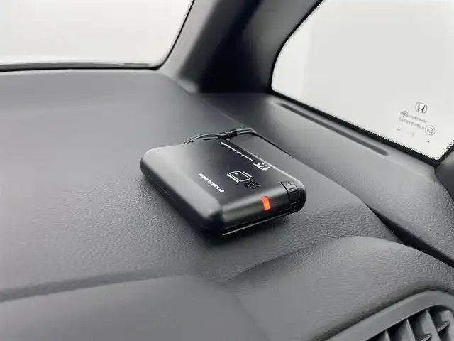 ホンダ ステップワゴン スパーダ eHEV 宮城県 2023(令5)年 2.9万km プラチナホワイトパール 純正11.4インチナビ/パワーバックドア/両側パワースライドドア/アダプティブクルーズ/ブラインドスポットモニター/衝突軽減ブレーキ/レーンキープアシスト/オートハイビーム/パーキングセンサー/誤発進抑制機能/シートヒーター/ハーフレザーシート/ETC/バックモニター/LEDヘッドライト/シーケンシャルターンシグナル/禁煙車