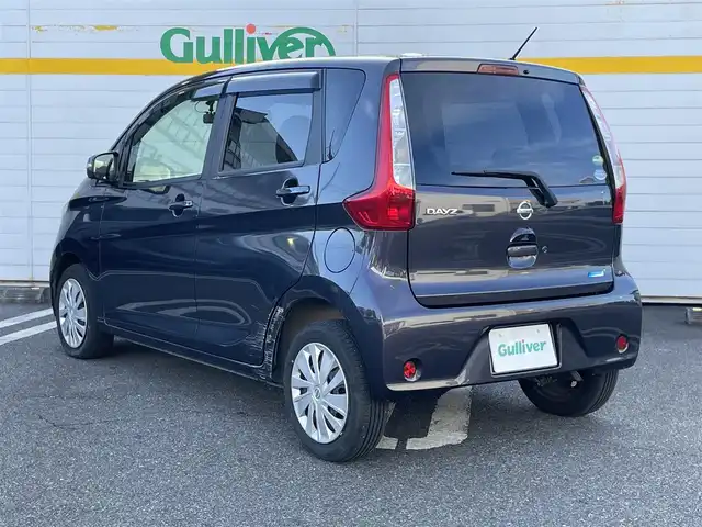 日産 デイズ X Vセレ +SeftyⅡ 埼玉県 2015(平27)年 3.8万km プレミアムパープルP ・純正ディーラーナビ/・バックカメラ（ルームミラー表示/・アラウンドビューモニター（ルーミラー表示）/・衝突軽減ブレーキ/・純正フロアマット/・取説/・保証書