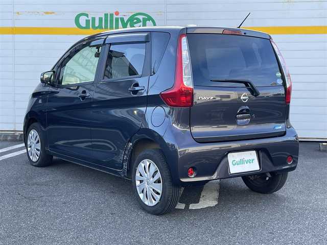 日産 デイズ X Vセレ +SeftyⅡ 埼玉県 2015(平27)年 3.8万km プレミアムパープルP ・純正ディーラーナビ/・バックカメラ（ルームミラー表示）/・アラウンドビューモニター（ルーミラー表示）/・衝突軽減ブレーキ/・純正フロアマット/・取説/・保証書