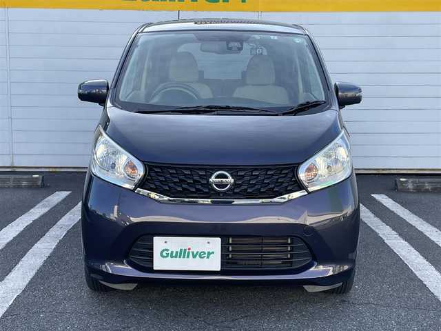 日産 デイズ X Vセレ +SeftyⅡ 埼玉県 2015(平27)年 3.8万km プレミアムパープルP ・純正ディーラーナビ/・バックカメラ（ルームミラー表示）/・アラウンドビューモニター（ルーミラー表示）/・衝突軽減ブレーキ/・純正フロアマット/・取説/・保証書