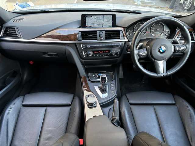 ＢＭＷ ３２０ｉ