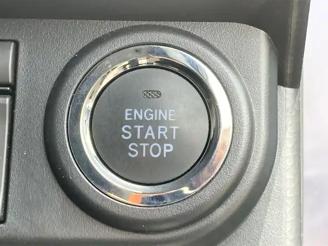 トヨタ ルーミー カスタムG 熊本県 2023(令5)年 2.1万km クールバイオレットクリスタルシャイン 純正ナビ/・AM/FM/CD/DVD/BT/SD/・フルセグＴＶ/・バックカメラ/・テレビキャンセラー/スマートアシスト/・衝突警報機能/・先行車発進お知らせ/・標識認識機能/・車線逸脱警報機能/・ふらつき警報/・アダプティブクルーズコントロール/・オートハイビーム/前席シートヒーター/前後ドライブレコーダー/電動パーキングブレーキ/・オートホールド/横滑り防止装置/革巻きステアリング/・ステアリングスイッチ/オートライト/LEDヘッドライト/・フォグランプ/アイドリングストップ/ビルトインETC/電動格納ミラー/・ウインカーミラー/純正ドアバイザー/純正フロアマット/プッシュスタート/・スペアキー