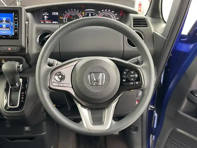 ホンダ Ｎ ＢＯＸ カスタム G L ホンダセンシング 愛知県 2020(令2)年 6万km ブリリアントスポーティブルーメタリック2トーン 禁煙車/純正7インチナビ	/（フルセグTV/Bluetooth/DVD）		/バックカメラ	/ホンダセンシング/・衝突軽減ブレーキ/・レーンキープアシスト/・オートマチックハイビーム/・レーダークルーズコントロール		/ETC	/ドライブレコーダー/シートヒーター	/LEDヘッドライト		/横滑り防止機能/純正14インチアルミホイール		/ステアリングリモコン				/スマートキー				/プッシュスタート						/純正フロアマット/ベンチシート