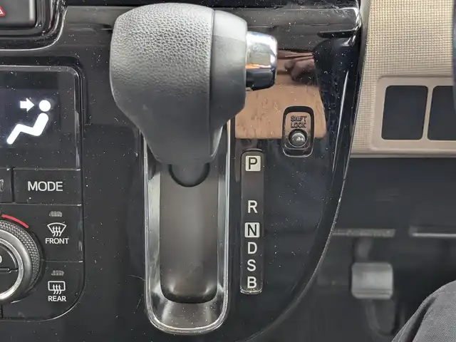 ダイハツ ムーヴ キャンバス X LTD メイクアッフ SA Ⅱ 栃木県 2016(平28)年 8.8万km ブラックマイカメタリック (株)IDOMが運営する【じしゃロン宇都宮店】の自社ローン対象車両になります。こちらは現金またはオートローンご利用時の価格です。自社ローンご希望の方は別途その旨お申付け下さい/社外SDナビ/CD/DVD/BT/TV/衝突軽減システム/両側パワースライドドア/ETC/スマートキー/プッシュスタート/アイドリングストップ/ドアミラーウインカー/ドアバイザー
