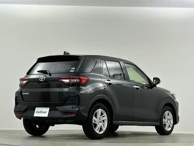 トヨタ ライズ G 埼玉県 2021(令3)年 1.8万km ブラックマイカメタリック 純正ナビ　バックカメラ　フルセグＴＶ　ＥＴＣ　衝突軽減　Ｂｌｕｅｔｏｏｔｈ　ＣＤ　ＤＶＤ　禁煙車　オートハイビーム　ＬＥＤヘッドライト　ＵＳＢ　スマートキー　アイドリングストップ　ＭＴモード付ＡＴ