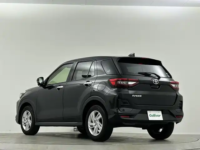 トヨタ ライズ G 埼玉県 2021(令3)年 1.8万km ブラックマイカメタリック 純正ナビ　バックカメラ　フルセグＴＶ　ＥＴＣ　衝突軽減　Ｂｌｕｅｔｏｏｔｈ　ＣＤ　ＤＶＤ　禁煙車　オートハイビーム　ＬＥＤヘッドライト　ＵＳＢ　スマートキー　アイドリングストップ　ＭＴモード付ＡＴ