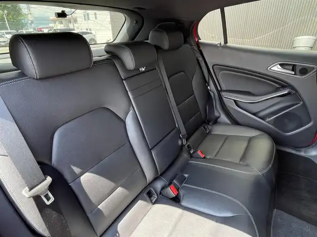 メルセデス・ベンツ ＧＬＡ２２０ 4マチック 長野県 2020(令2)年 2.7万km ジュピターレッド プレミアムパッケージ /パノラミックSR /harman/kardonサウンド /黒革シート /PWシート /シートヒーター /レーダーセーフティパッケージ /純正ナビ バックカメラ /TV /CarPlay対応 /bluetooth /LEDヘッドライト /パワーバックドア /ETC