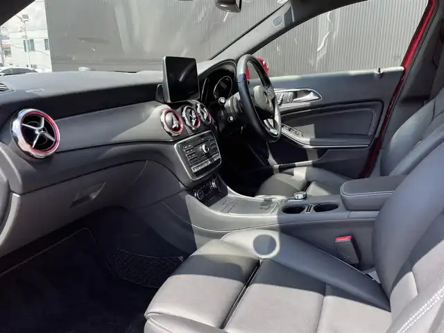 メルセデス・ベンツ ＧＬＡ２２０ 4マチック 長野県 2020(令2)年 2.7万km ジュピターレッド プレミアムパッケージ /パノラミックSR /harman/kardonサウンド /黒革シート /PWシート /シートヒーター /レーダーセーフティパッケージ /純正ナビ バックカメラ /TV /CarPlay対応 /bluetooth /LEDヘッドライト /パワーバックドア /ETC