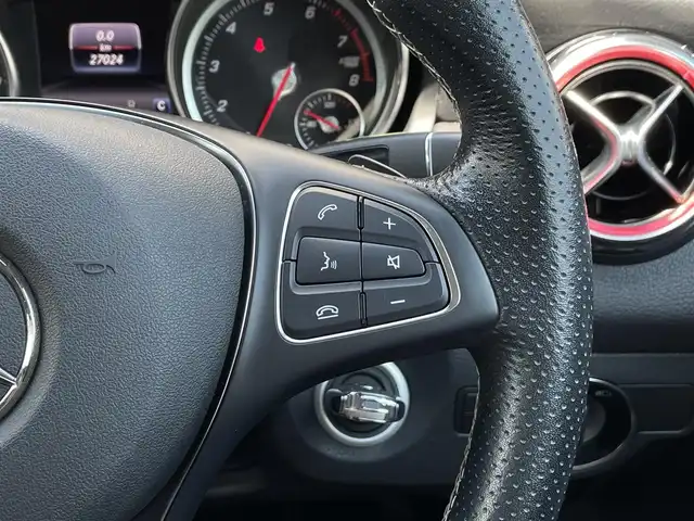 メルセデス・ベンツ ＧＬＡ２２０ 4マチック 長野県 2020(令2)年 2.7万km ジュピターレッド プレミアムパッケージ /パノラミックSR /harman/kardonサウンド /黒革シート /PWシート /シートヒーター /レーダーセーフティパッケージ /純正ナビ バックカメラ /TV /CarPlay対応 /bluetooth /LEDヘッドライト /パワーバックドア /ETC