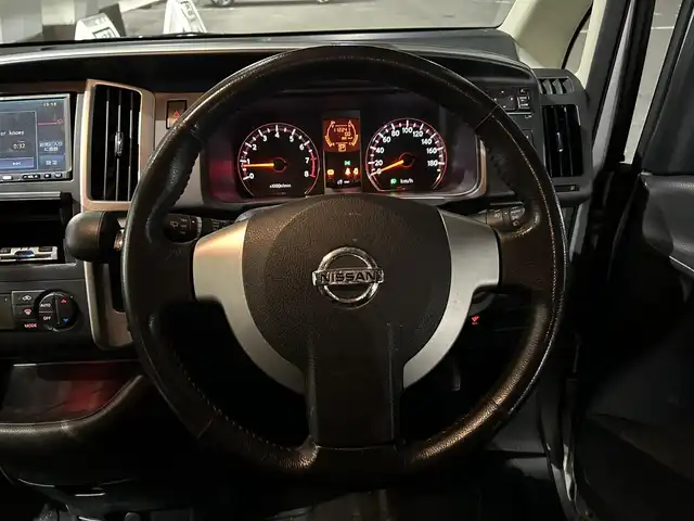 日産 セレナ ハイウェイスター Vセレクション 静岡県 2009(平21)年 11.3万km ダイヤモンドシルバー HDDストラーダナビ/CD/DVD/SD/ETC/フルセグ/バックカメラ/純正フロアマット/純正アルミホイール/フロントフォグランプ/スマートキー