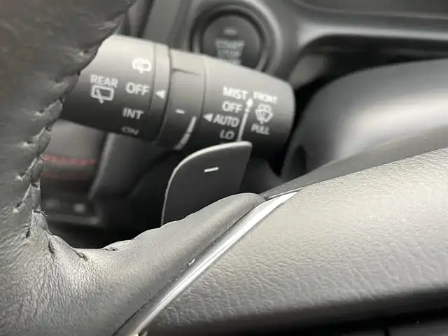 マツダ マツダ２ 15スポルト 千葉県 2024(令6)年 1.9万km グレー 純正8インチナビ/(フルセグTV/BT/FM/AM)/全周囲カメラ/前後ドライブレコーダー/ヘッドアップディスプレイ/パドルシフト/衝突被害軽減システム/車線逸脱警報/レーダークルーズコントロール/ハーフレザーシート/シートヒーター/シートリフター/ステアリングヒーター/横滑り防止装置/ETC/アイドリングストップ/LEDヘッドライト/オートライト/ウィンカーミラー/電動格納ミラー/純正16インチAW/プッシュスタート/スマートキー/フロアマット/スペアキー/取扱説明書/保証書