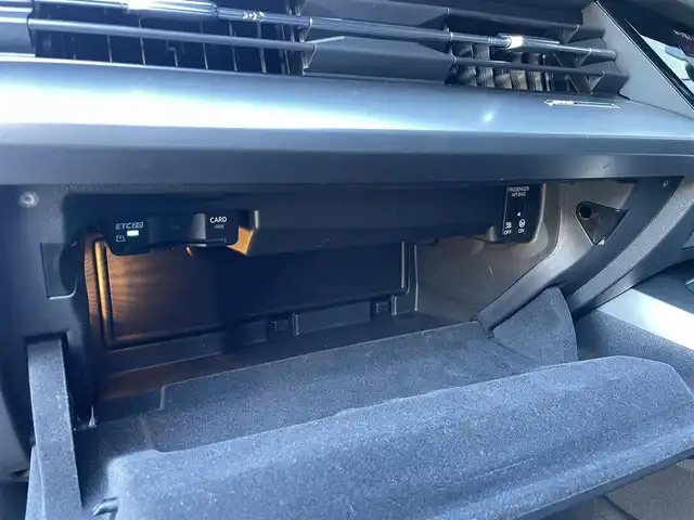 アウディ アウディ Ａ３ SB 30TFSI 香川県 2021(令3)年 2.8万km マンハッタングレーメタリック ワンオーナー/純正ナビ/バックカメラ/バーチャルコクピット/ACC/LKA/BSMシートヒーター/16インチAW