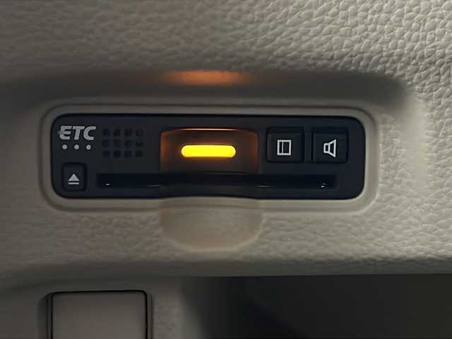 ホンダ Ｎ ＢＯＸ G EX ホンダセンシング 道北・旭川 2018(平30)年 1.7万km プレミアムアイボリーパールⅡ /4WD//禁煙車//純正ナビ/BT/SD/USB/CD/DVD/フルセグ//片側パワースライドドア//全席シートヒーター//ステアリングスイッチ//オートエアコン//ETC//ドライブレコーダー//バックカメラ//ホンダセンシング//CMBS//誤発進抑制機能//後方誤発進抑制機能//ACC//LKAS//路外逸脱抑制機能//先行車発進お知らせ機能//ドアバイザー//オートライト//LEDヘッドライト//サンシェード//保証書//取説