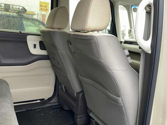 ホンダ Ｎ ＢＯＸ G EX ホンダセンシング 道北・旭川 2018(平30)年 1.7万km プレミアムアイボリーパールⅡ /4WD//禁煙車//純正ナビ/BT/SD/USB/CD/DVD/フルセグ//片側パワースライドドア//全席シートヒーター//ステアリングスイッチ//オートエアコン//ETC//ドライブレコーダー//バックカメラ//ホンダセンシング//CMBS//誤発進抑制機能//後方誤発進抑制機能//ACC//LKAS//路外逸脱抑制機能//先行車発進お知らせ機能//ドアバイザー//オートライト//LEDヘッドライト//サンシェード//保証書//取説