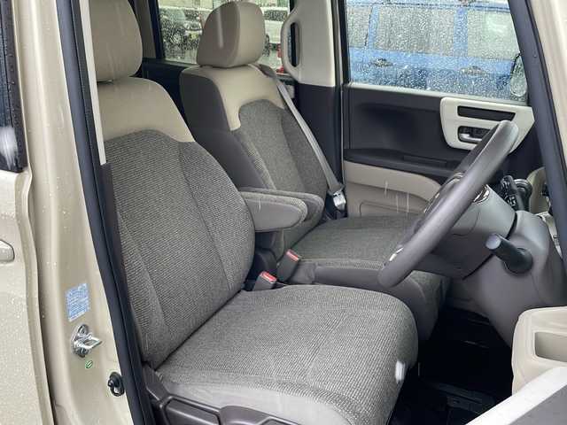 ホンダ Ｎ ＢＯＸ G EX ホンダセンシング 道北・旭川 2018(平30)年 1.7万km プレミアムアイボリーパールⅡ /4WD//禁煙車//純正ナビ/BT/SD/USB/CD/DVD/フルセグ//片側パワースライドドア//全席シートヒーター//ステアリングスイッチ//オートエアコン//ETC//ドライブレコーダー//バックカメラ//ホンダセンシング//CMBS//誤発進抑制機能//後方誤発進抑制機能//ACC//LKAS//路外逸脱抑制機能//先行車発進お知らせ機能//ドアバイザー//オートライト//LEDヘッドライト//サンシェード//保証書//取説