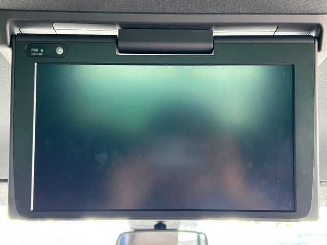 トヨタ エスクァイア Gi プレミアムパッケージ 大阪府 2018(平30)年 4.4万km ブラック ワンオーナー/純正10インチナビ/フルセグTV/Bluetooth/CD/DVD/SD/TVキャンセラー/バックカメラ/ビルトインETC/12インチフリップダウンモニター/トヨタセーフティセンス/クルーズコントロール/両側パワースライドドア/コンビハンドル/ステアリングスイッチ/ステアリングヒーター/ハーフレザーシート/前席シートヒーター/LEDヘッドライト/フォグランプ/オートライト/オートハイビーム/純正15インチAW/ドアバイザー/プッシュスタート/スマートキー/スペアキー