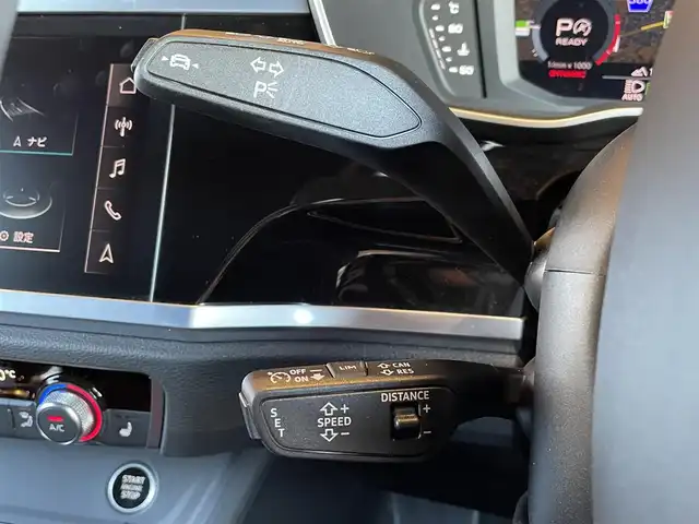 アウディ Ｑ３ 35TDIクワトロ Sライン 愛知県 2022(令4)年 1.6万km デイトナグレーパールエフェクト ラグジュアリーパッケージ/コンビニエンス＆アシスタンスパッケージ/黒革シート/シートヒーター/アダプティブクルーズコントロール/サイドアシスト/レーンアシスト/オートマチックテールゲート/ブラックスタイリングパッケージ/360カメラ