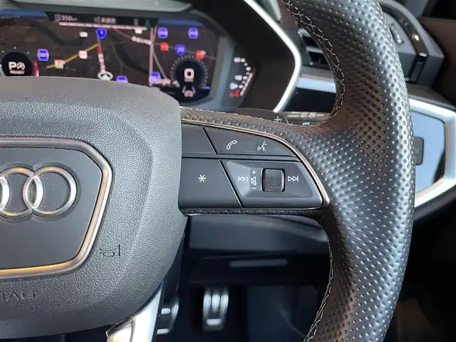 アウディ Ｑ３ 35TDIクワトロ Sライン 愛知県 2022(令4)年 1.6万km デイトナグレーパールエフェクト ラグジュアリーパッケージ/コンビニエンス＆アシスタンスパッケージ/黒革シート/シートヒーター/アダプティブクルーズコントロール/サイドアシスト/レーンアシスト/オートマチックテールゲート/ブラックスタイリングパッケージ/360カメラ