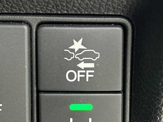 ホンダ ステップワゴン スパーダ ホンダセンシング 三重県 2017(平29)年 8万km プラチナホワイトパール /禁煙車//純正メーカーオプションナビ//全方位カメラ//オートAC//HDMI接続//革巻きステアリング//ステアリングスイッチ//MTモード付AT//パドルシフト//レーダークルーズコントロール//ホンダセンシング//衝突軽減ブレーキ//レーンキープアシスト//純正ビルトインETC//社外前方ドライブレコーダー//サイドカーテンエアバッグ//純正フリップダウンモニター//両側パワースライドドア//LED//オートライト//フォグ