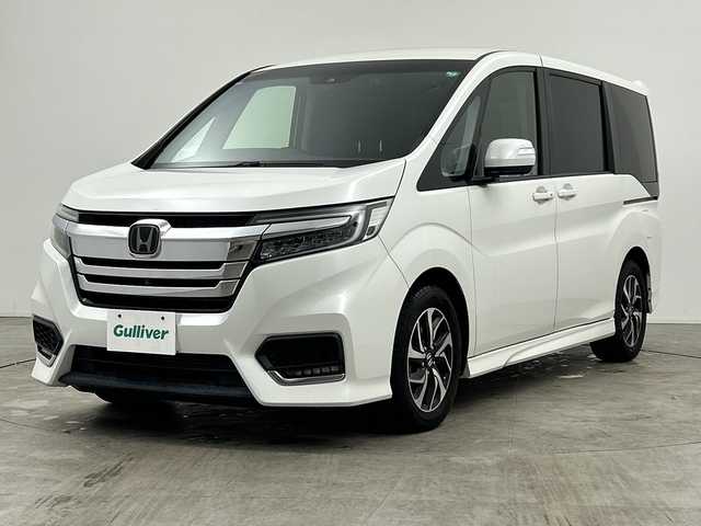 ホンダ ステップワゴン スパーダ ホンダセンシング 三重県 2017(平29)年 8万km プラチナホワイトパール /禁煙車//純正メーカーオプションナビ//全方位カメラ//オートAC//HDMI接続//革巻きステアリング//ステアリングスイッチ//MTモード付AT//パドルシフト//レーダークルーズコントロール//ホンダセンシング//衝突軽減ブレーキ//レーンキープアシスト//純正ビルトインETC//社外前方ドライブレコーダー//サイドカーテンエアバッグ//純正フリップダウンモニター//両側パワースライドドア//LED//オートライト//フォグ