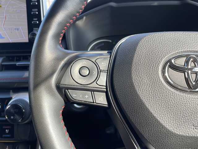 トヨタ ＲＡＶ４ ＰＨＶ ブラックトーン 山口県 2021(令3)年 5.8万km アティチュードブラックマイカ/ホワイトパールクリスタルシャイン ワンオーナー/純正ディスプレイオーディオ/・ナビキット/・フルセグテレビ/・AM/FM/Bluetooth/パノラミックビューモニター/ETC/前後ドライブレコーダー/デジタルインナーミラー/トヨタセーフティセンス/・プリクラッシュセーフティ/・レーダークルーズコントロール/・車線逸脱防止システム/・ブラインドスポットモニター/・オートマチックハイビーム/・クリアランスソナー/D/N席シートヒーター/D/N席エアシート/D/N席パワーシート/ワイヤレス充電/ステアリングヒーター/純正LEDヘッドライト/レーダー探知機【LASER】/スマートキー/スペアキー/AC100V/パワーバックドア/純正19インチAW/充電ケーブルあり