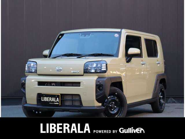 ダイハツ タフト X ターボ 静岡県 2023(令5)年 2万km サンドベージュメタリック 純正ディスプレイオーディオ/Apple Carplay/Android Auto/フルセグTV/ガラスルーフ/衝突軽減ブレーキ/オートハイビーム/純正ドラレコ/アイドリングストップ/パーキングアシスト/ETC/USB