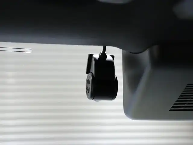 ダイハツ タフト X ターボ 静岡県 2023(令5)年 2万km サンドベージュメタリック 純正ディスプレイオーディオ/Apple Carplay/Android Auto/フルセグTV/ガラスルーフ/衝突軽減ブレーキ/オートハイビーム/純正ドラレコ/アイドリングストップ/パーキングアシスト/ETC/USB