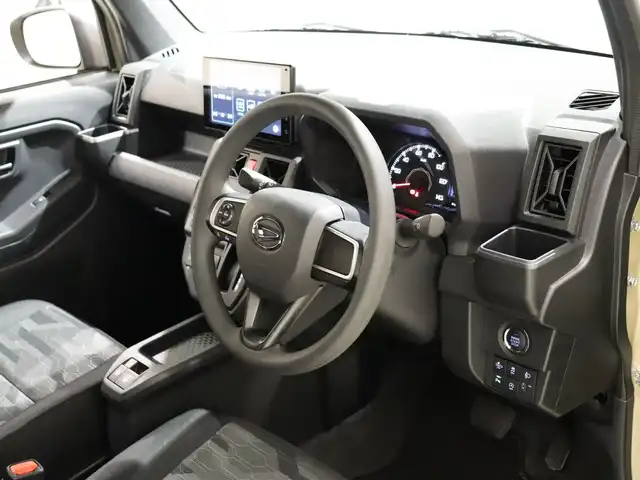 ダイハツ タフト X ターボ 静岡県 2023(令5)年 2万km サンドベージュメタリック 純正ディスプレイオーディオ/Apple Carplay/Android Auto/フルセグTV/ガラスルーフ/衝突軽減ブレーキ/オートハイビーム/純正ドラレコ/アイドリングストップ/パーキングアシスト/ETC/USB