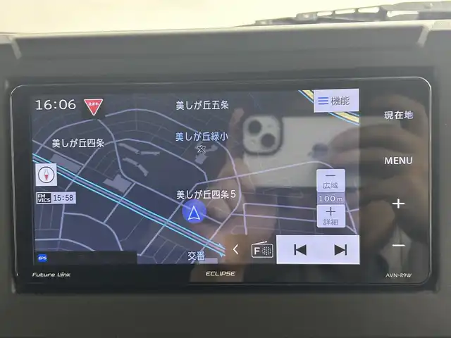 スズキ ジムニー XC 道央・札幌 2019(令1)年 0.7万km ジャングルグリーン ・４WD/・社外メモリーナビ/　CD/DVD/SD/BT/フルセグ/・バックカメラ/・ビルトインETC/・衝突軽減ブレーキ/・クルーズコントロール/・レーンキープアシスト/・前席シートヒーター/・ヘッドライトウォッシャー/・ステアリングスイッチ/・メッキグリル/・メッキテールカバー/・純正マッドフラップ/・LEDヘッドライト/・フォグライト/・オートライト/・純正フロアマット/・ドアバイザー