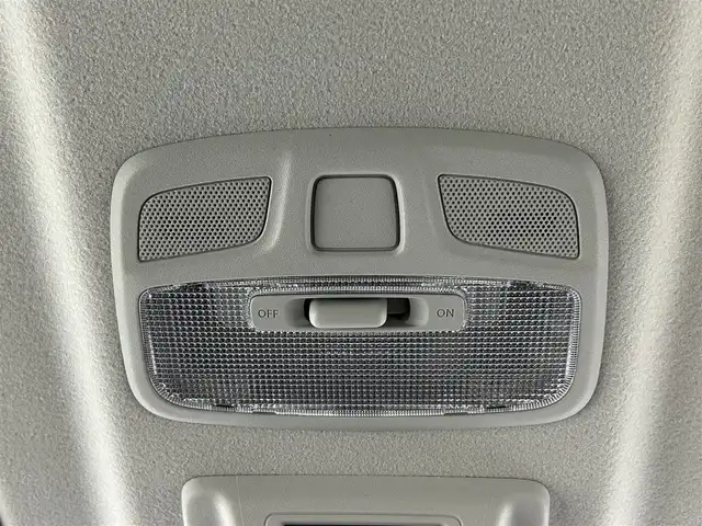 スズキ ジムニー シエラ JC 佐賀県 2025(令7)年 0.1万km ミディアムグレー 社外7インチナビ /Bluetooth/CD/SD/FM.AM/スズキレーダーブレーキサポートシステム/コーナーセンサー/クルーズコントロール/パートタイム4WD/アイドリングストップ/ダウンヒルアシストコントロール/運転席/助手席シートヒーター/社外フロアマット/純正15インチアルミホイール/スマートキー×2/保証書/取扱説明書